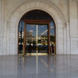 هتل شکوه شارستان مشهد نمای بیرونی 2