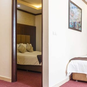 هتل الوند 2 قشم فضای داخلی اتاق‌ها
