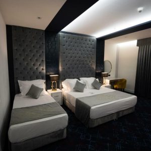 هتل مجلل چهار باغ اصفهان اتاق سه تخته 2
