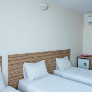 هتل نصیرالملک شیراز اتاق سه تخته 2