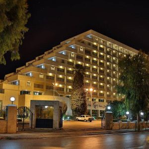 هتل هما شیراز نمای بیرونی 1