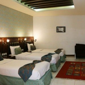 هتل وکیل شیراز اتاق سه تخته