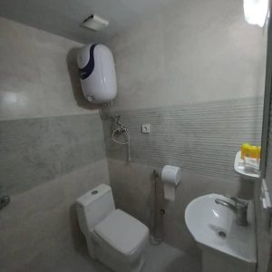 هتل پانیذ کیش سرویس بهداشتی اتاق‌ها