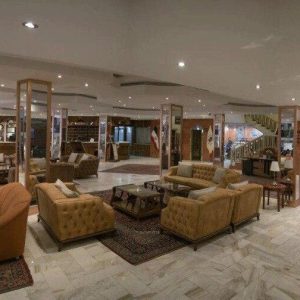 هتل پیروزی اصفهان لابی