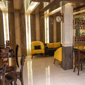 هتل یاقوت شرق مشهد کافی شاپ