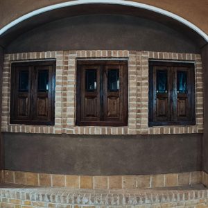 اقامتگاه بوم‌گردی خانه حقیقت یزد فضای محوطه