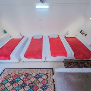 اقامتگاه بوم‌گردی خانه صفا یزد اتاق چهار تخته 3