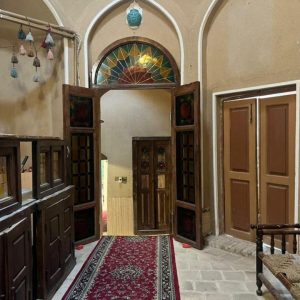 اقامتگاه بوم‌گردی خشت آباد یزد فضای داخلی اقامتگاه 4