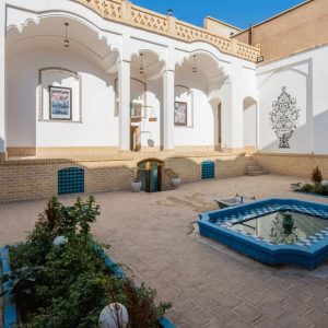 اقامتگاه سنتی آمیرزا کاشان فضای داخلی اقامتگاه 2