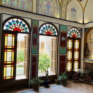 اقامتگاه سنتی اشکوب کاشان فضای محوطه 1