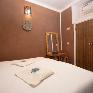 اقامتگاه سنتی بابا افضل کاشان اتاق دو تخته دابل همکف 2