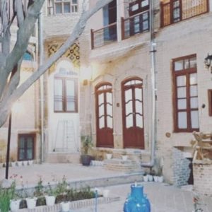 اقامتگاه سنتی بامگاه کرمانشاه فضای داخلی اقامتگاه ۱