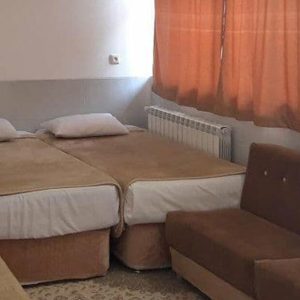 اقامتگاه سنتی جنگل یزد اتاق سه تخته 2