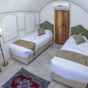اقامتگاه سنتی سرای کاسیان کاشان اتاق دو تخته تویین کاشانه زیرزمین
