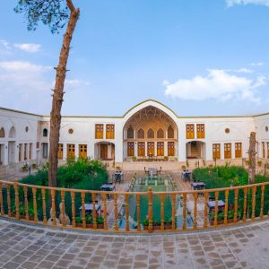 اقامتگاه سنتی سرای کاسیان کاشان فضای داخلی اقامتگاه 2