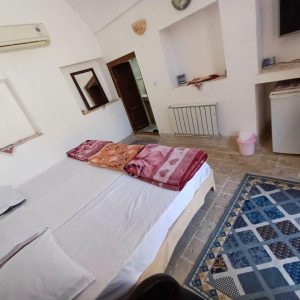 اقامتگاه سنتی سروش یزد اتاق سه تخته 3