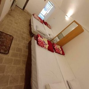اقامتگاه سنتی سروش یزد اتاق سه تخته 4