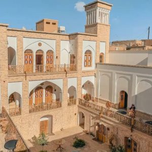 اقامتگاه سنتی سنگ پلویی کاشان فضای داخلی اقامتگاه 1