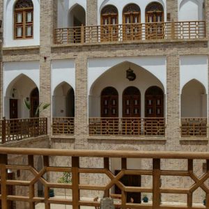 اقامتگاه سنتی سنگ پلویی کاشان فضای داخلی اقامتگاه 9