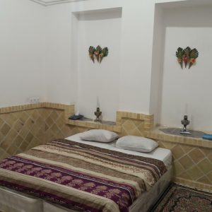 اقامتگاه بومگردی شاخه نبات یزد اتاق دو تخته دابل 5
