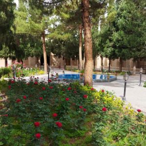 اقامتگاه سنتی شاه ولی کرمان محوطه اقامتگاه 2