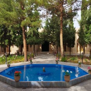اقامتگاه سنتی شاه ولی کرمان محوطه اقامتگاه 3