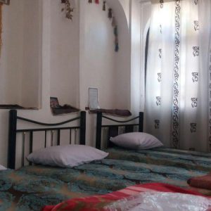اقامتگاه سنتی صادقی کاشان اتاق سه تخته 3