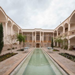 اقامتگاه سنتی عمارت محمودیه کاشان محوطه داخلی 1