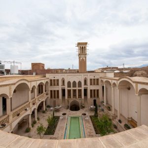 اقامتگاه سنتی عمارت محمودیه کاشان محوطه داخلی 5