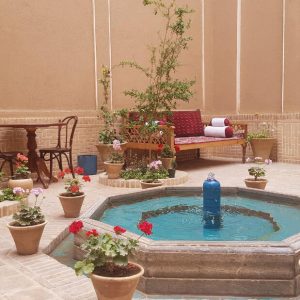 اقامتگاه سنتی ماهور کاشان فضای داخلی اقامتگاه ۱