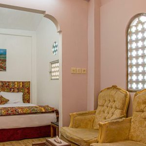 اقامتگاه سنتی نگین کاشان دو تخته دبل الماس حیاط دوم