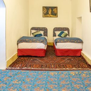 اقامتگاه سنتی نگین کاشان چهارتخته سردابه حیاط سوم