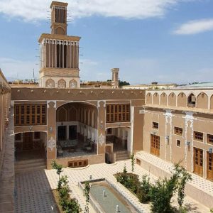 اقامتگاه سنتی مالمیر یزد فضای داخلی اقامتگاه 2