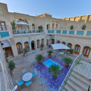 بوتیک هتل ونوشک کرمانشاه نمای بیرونی
