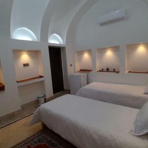خانه مسافر شاه نشین کاشان اتاق دو تخته تویین 201