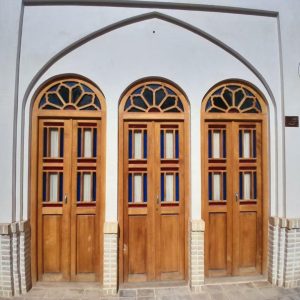 خانه مسافر شاه نشین کاشان اتاق سه تخته 105