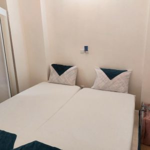 خانه مسافر چهارباغ کاشان واحد 101