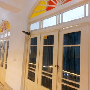 خانه مسافر چهارباغ کاشان فضای محوطه