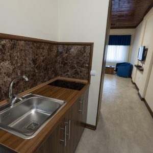 متل ساحلی خزر رامسر اتاق چهار تخته