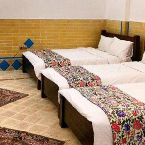 هتل آواسا یزد اتاق چهار تخته 1