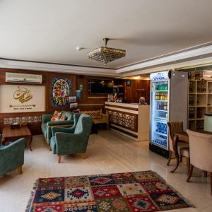 هتل آپارتمان شیرین کاشان لابی