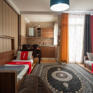 هتل آپارتمان کارن رامسر سوئیت یک خوابه چهار تخته پشت به دریا