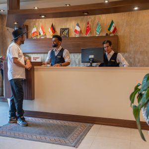 هتل آپارتمان کارن رامسر لابی