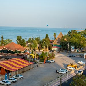 هتل آپارتمان کارن رامسر محوطه بیرونی