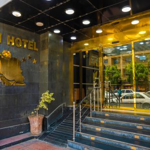 هتل ایران بندرعباس ورودی