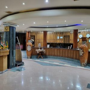 هتل تهرانی یزد لابی