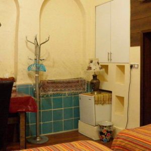 هتل جاده ابریشم یزد اتاق دو تخته تویین