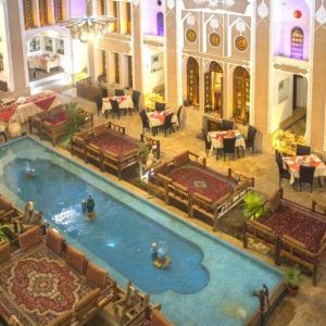 هتل سنتی والی یزد فضای داخلی هتل 6