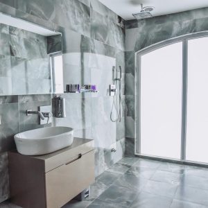 هتل فلاح رامسر سرویس بهداشتی اتاق‌ها
