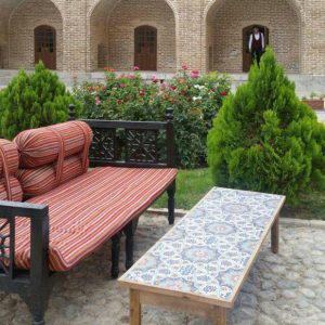 هتل لاله بیستون کرمانشاه فضای بیرونی هتل 2